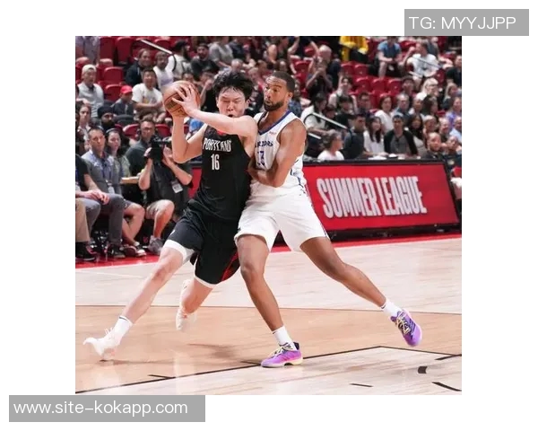 杨瀚森首战勇士展现实力迎来NBA首秀精彩瞬间